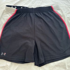 Used Women’s under armor multi color shorts